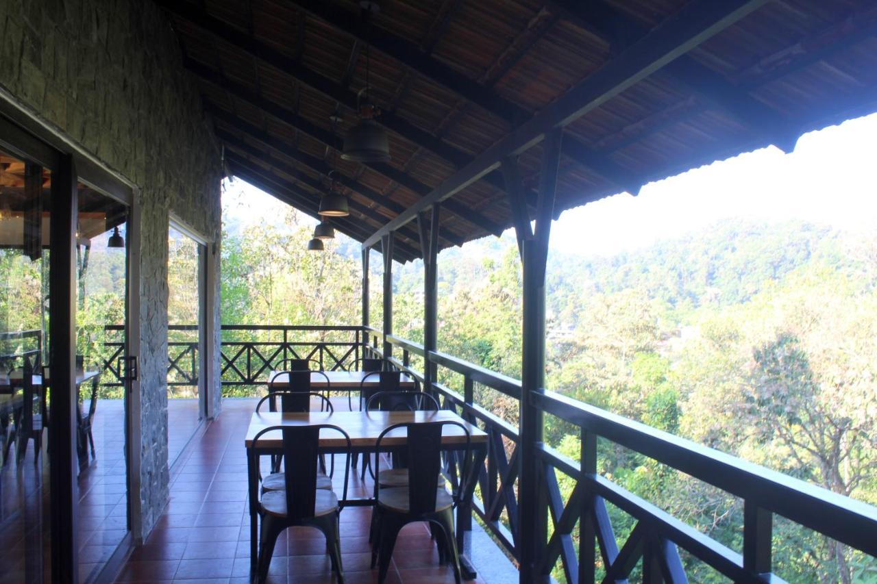 The Wild Trails Clarks Exotica , Munnar Hotel Kültér fotó